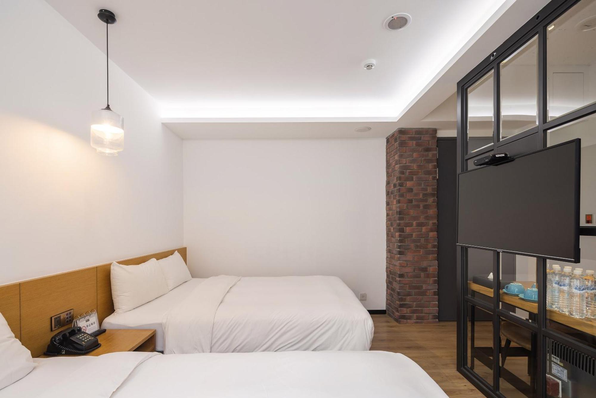 Bluesky Hotel Ταϊχούνγκ Δωμάτιο φωτογραφία